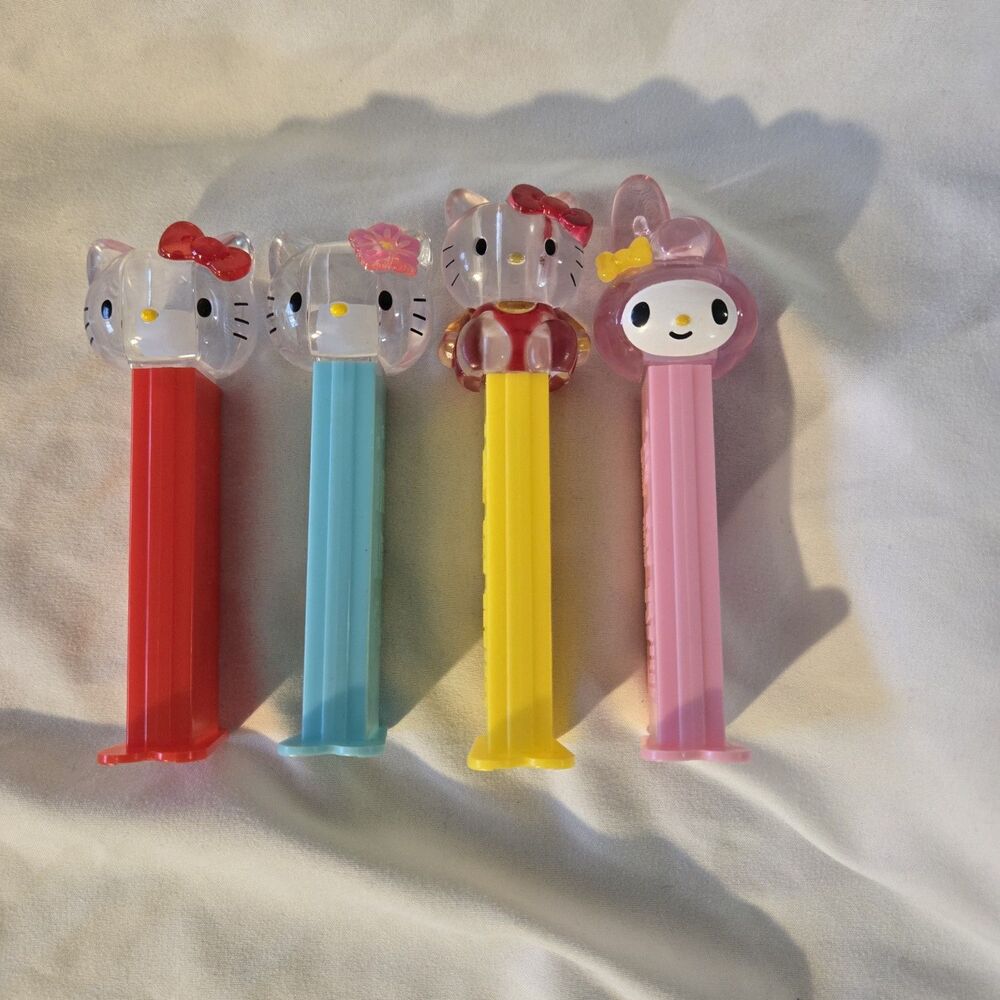 Lot of 4 Hello Kitty Pez Dispenser Classic Vintage Sanrio Toy 2003 Collectible